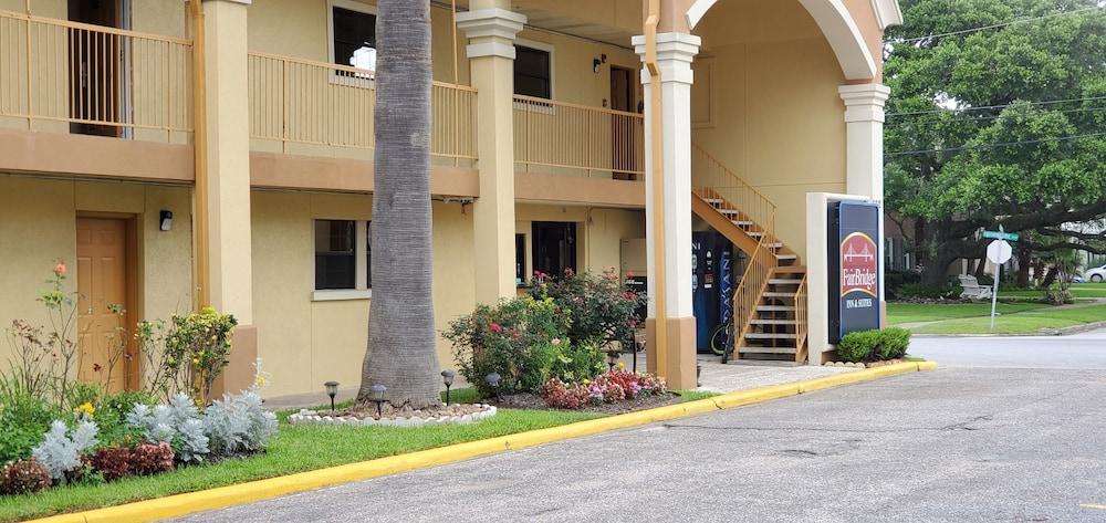 Rodeway Inn & Suites Houston Near Medical Center Zewnętrze zdjęcie