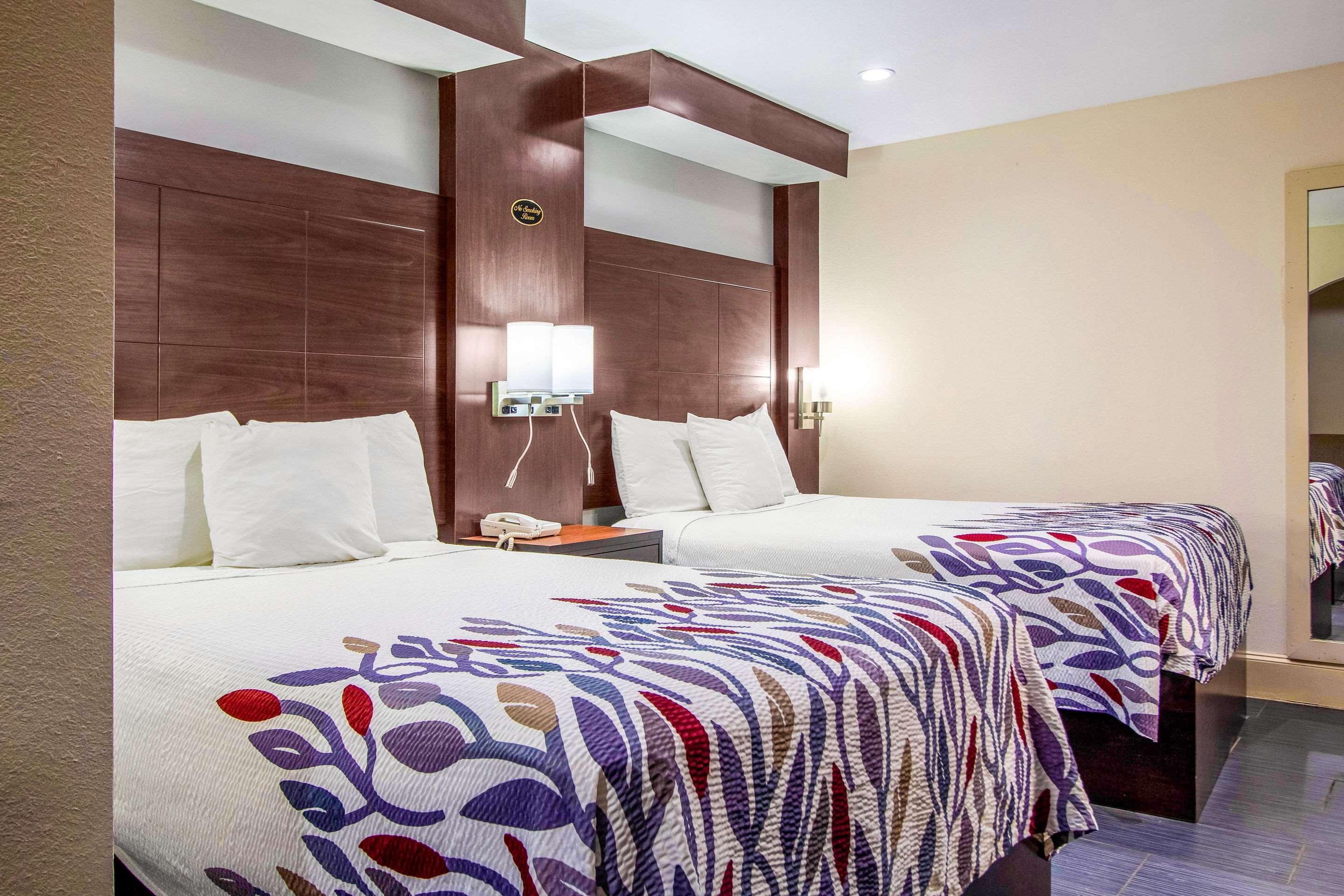 Rodeway Inn & Suites Houston Near Medical Center Zewnętrze zdjęcie
