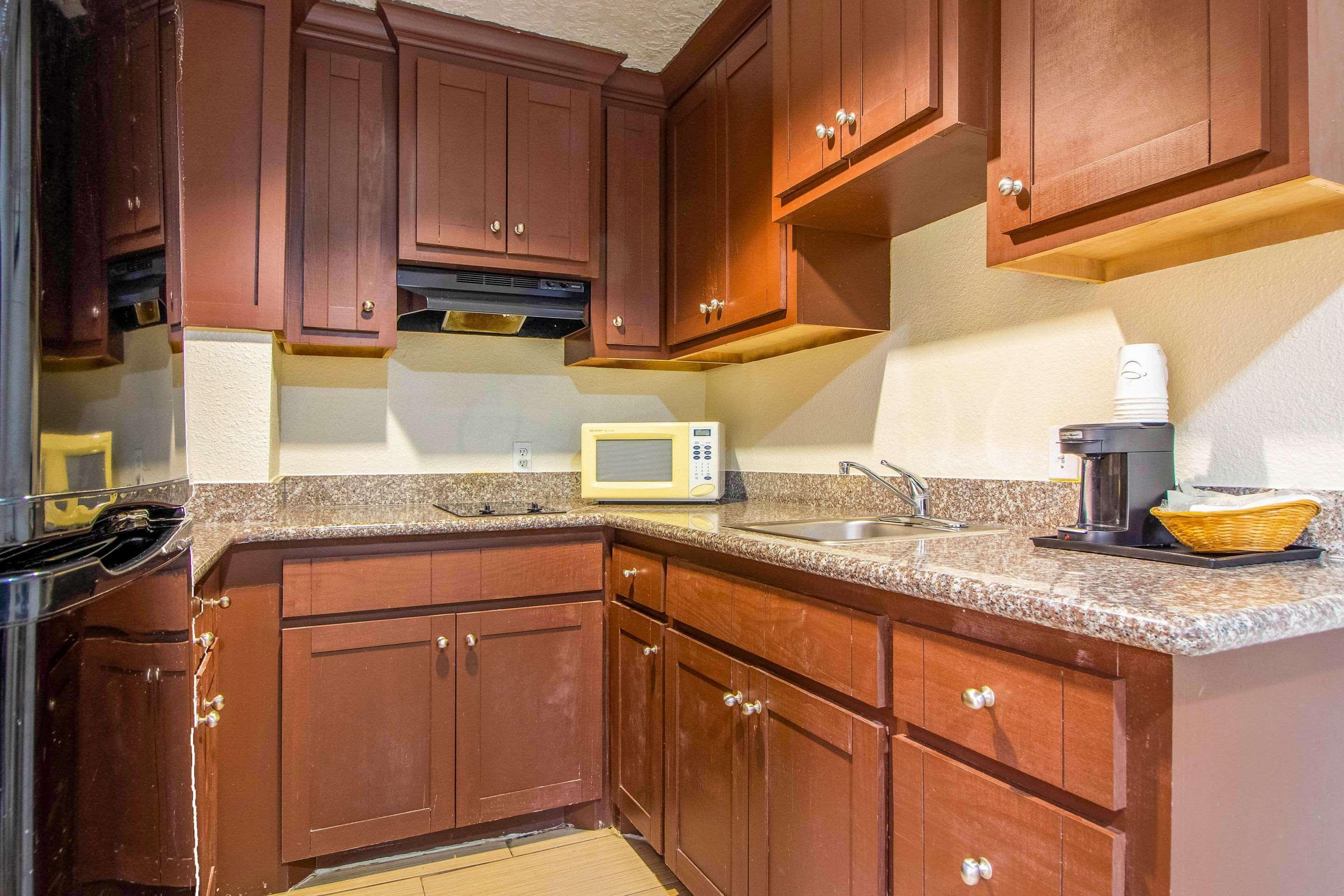 Rodeway Inn & Suites Houston Near Medical Center Zewnętrze zdjęcie